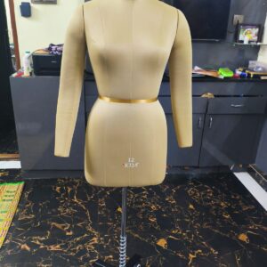 Half dummy with hand